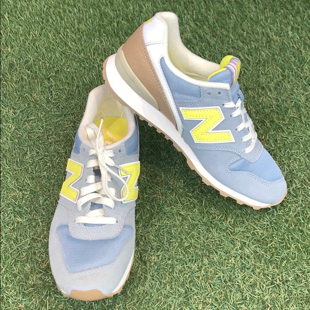 Brand new new balance women’s sneaker
